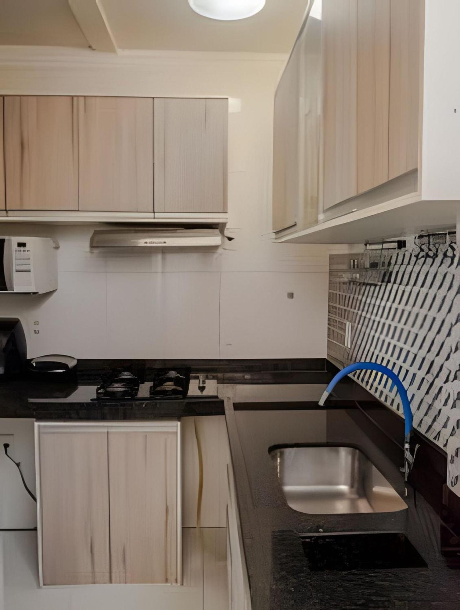 Holiday home 500M Praia De Taperapuan; 2 Quartos; Wifi 300Mbs; 2 Pavimento; Churrasqueira; Chuveirao; Estacionamento Gratuito 1 Carro