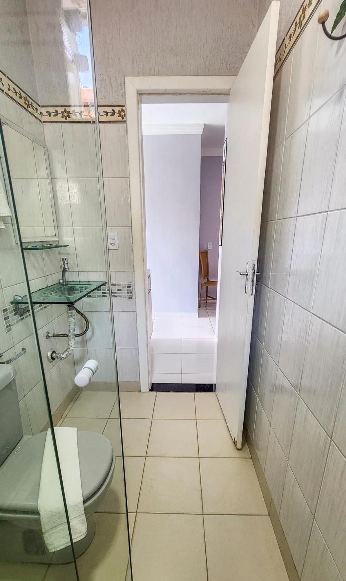 度假居 500M Praia De Taperapuan; 2 Quartos; Wifi 300Mbs; 2 Pavimento; Churrasqueira; Chuveirao; Estacionamento Gratuito 1 Carro *