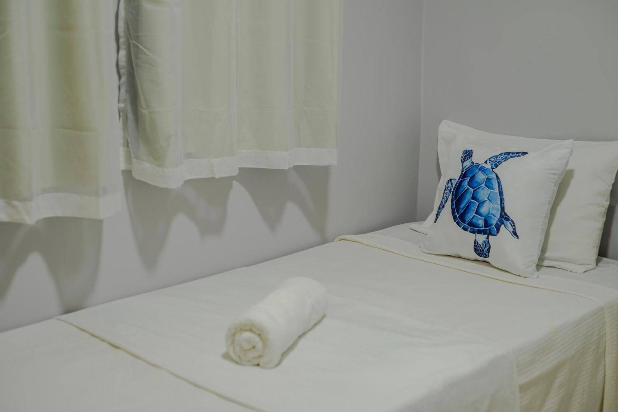 度假居 500M Praia De Taperapuan; 2 Quartos; Wifi 300Mbs; 2 Pavimento; Churrasqueira; Chuveirao; Estacionamento Gratuito 1 Carro *
