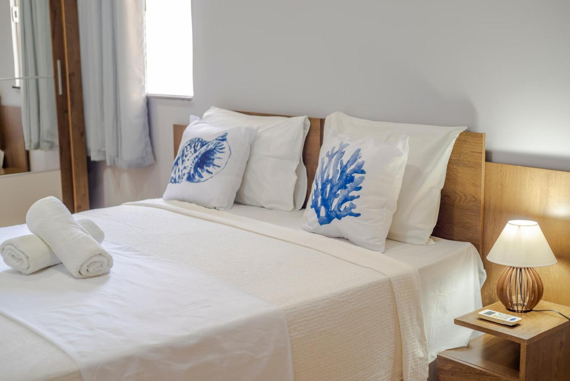 度假居 500M Praia De Taperapuan; 2 Quartos; Wifi 300Mbs; 2 Pavimento; Churrasqueira; Chuveirao; Estacionamento Gratuito 1 Carro