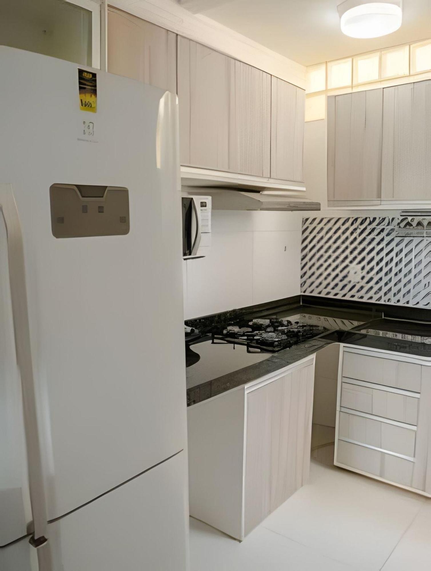 500M Praia De Taperapuan; 2 Quartos; Wifi 300Mbs; 2 Pavimento; Churrasqueira; Chuveirao; Estacionamento Gratuito 1 Carro 度假居